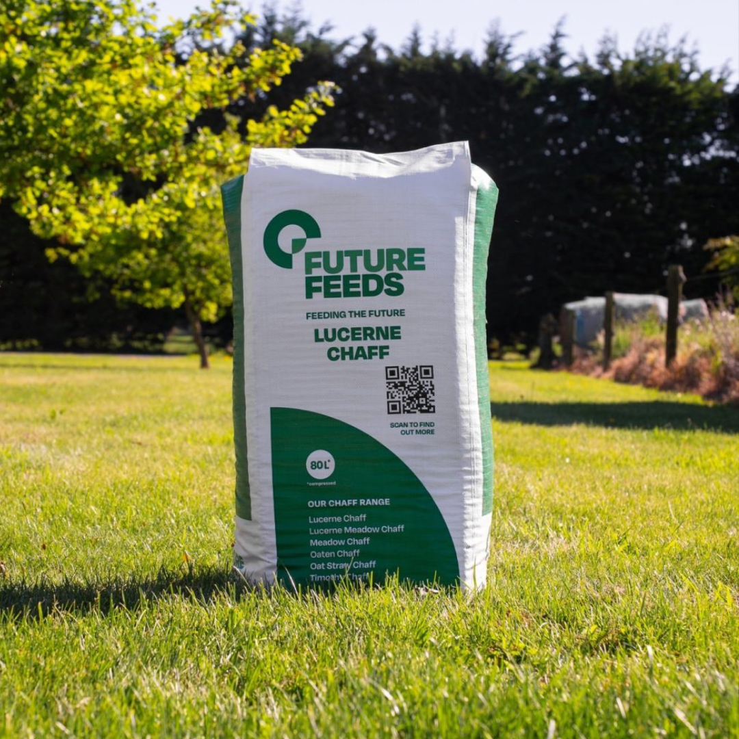 Lucerne Chaff 80L