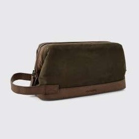 Newgrange Washbag - Olive