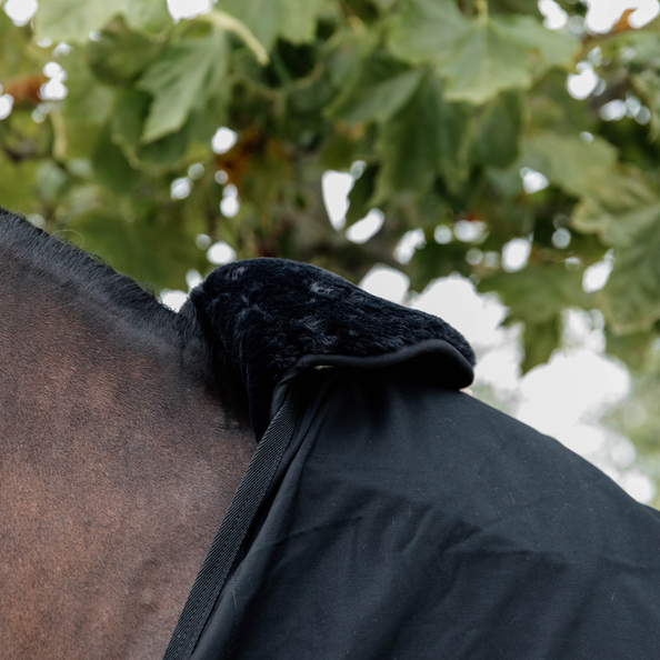 Sheepskin Wither Protection Bib